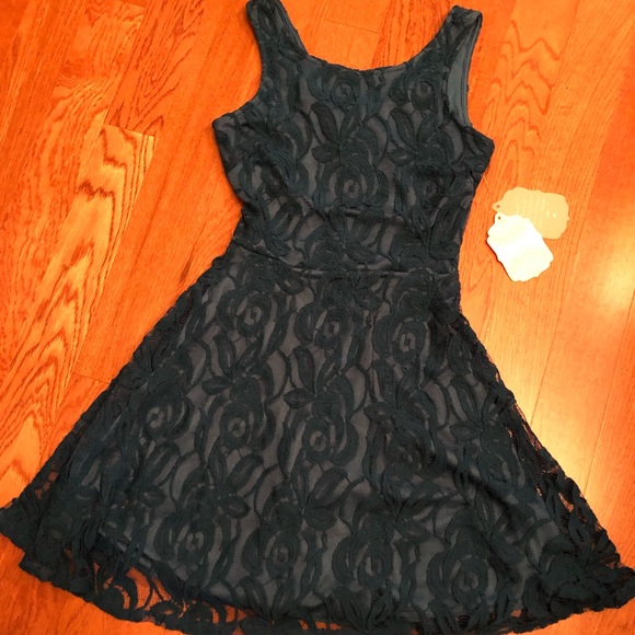Altar’d State XSmall Green Lace Sleevless Dress - Picture 1 of 8